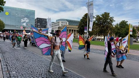 stuttgart transexual|Trans Pride – Jedes Geschlecht verdient Respekt